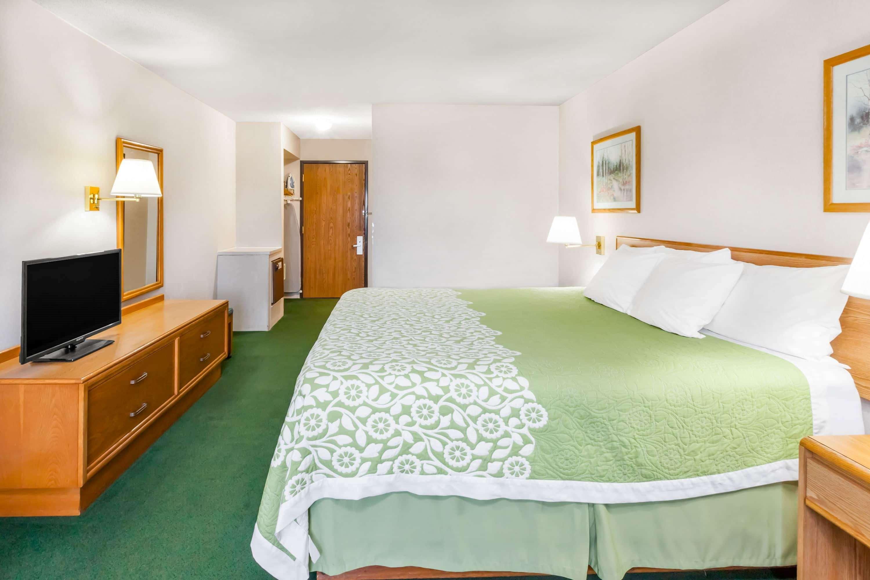 Days Inn By Wyndham Alpena Buitenkant foto